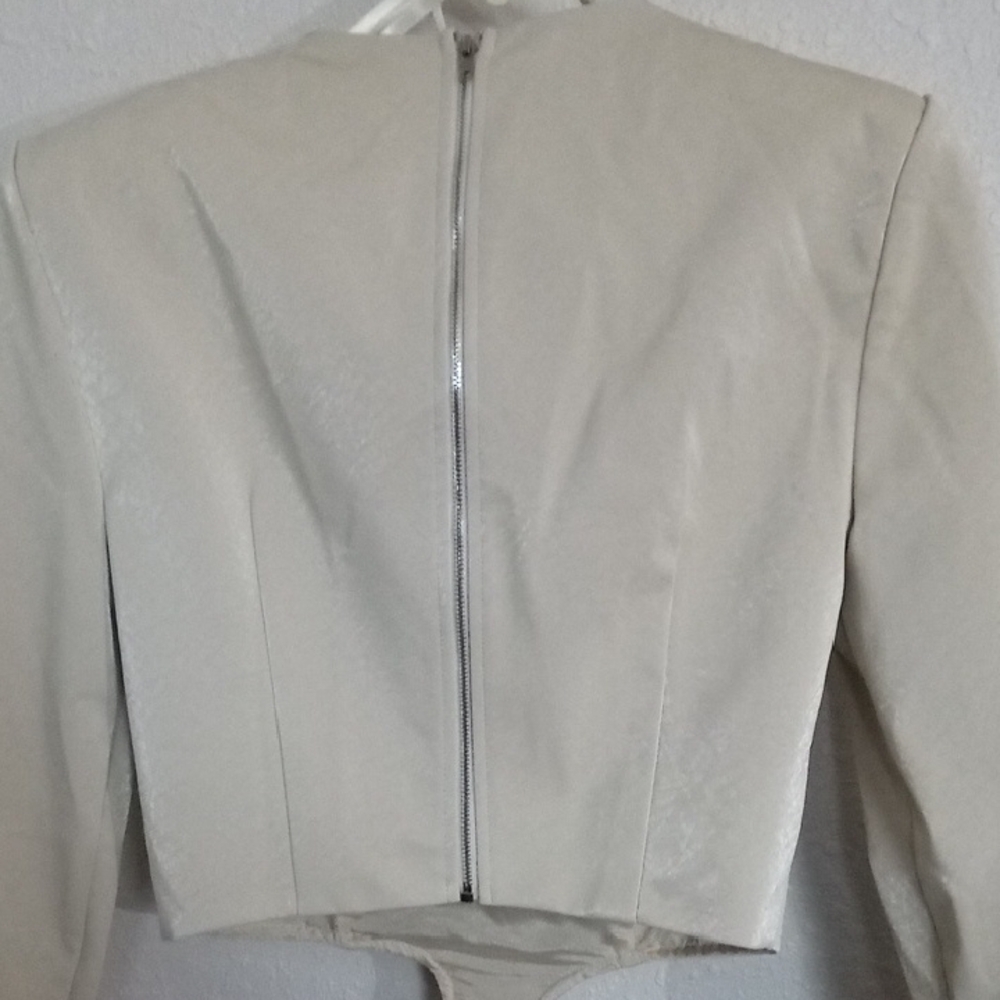 Blithe Cream Women's Crop Top - Picture 2 of 2